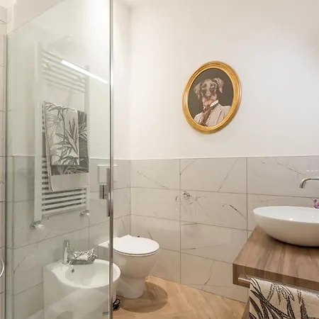 Classic Chic - Citta Alta Apartament *